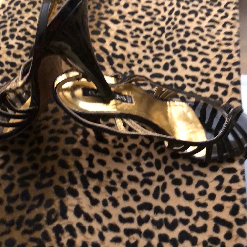 Sandal - Picture 4 of 4